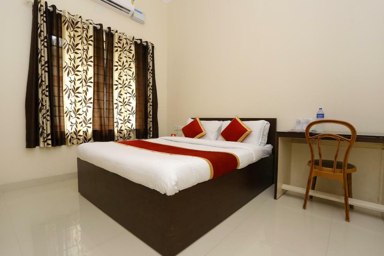Oyo 9118 Saravana Inn Thiruvananthapuram Bagian luar foto