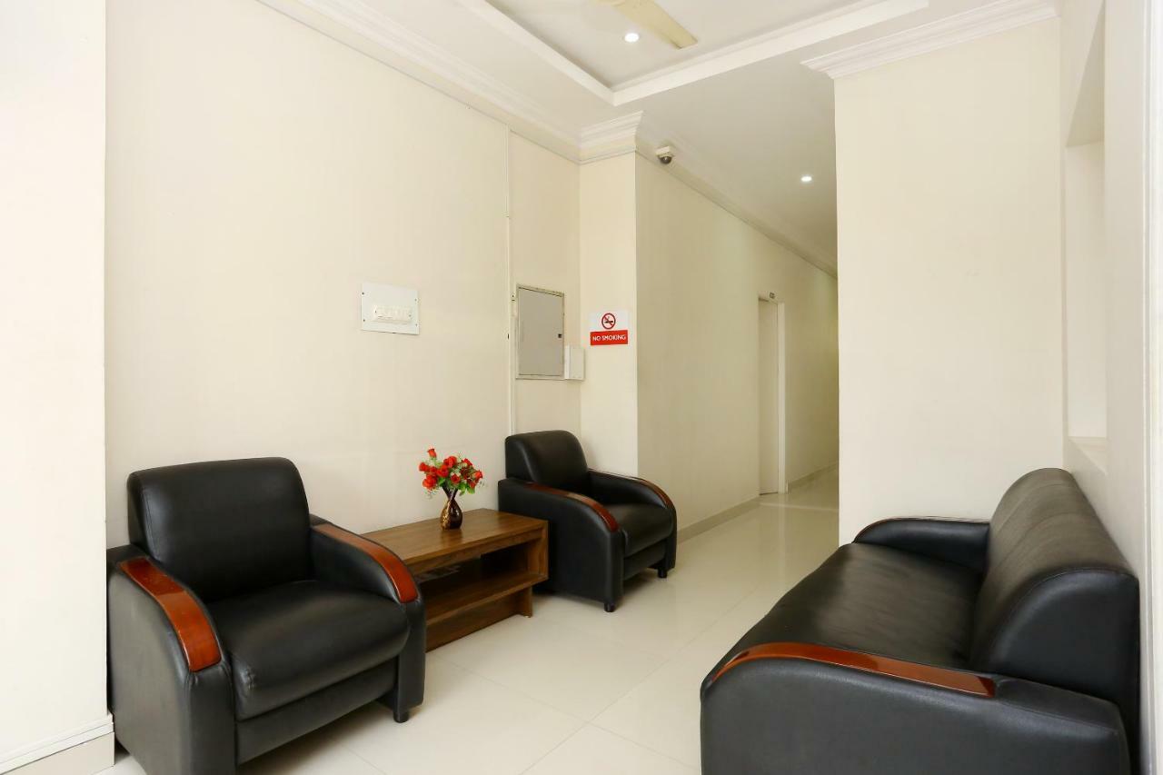 Oyo 9118 Saravana Inn Thiruvananthapuram Bagian luar foto