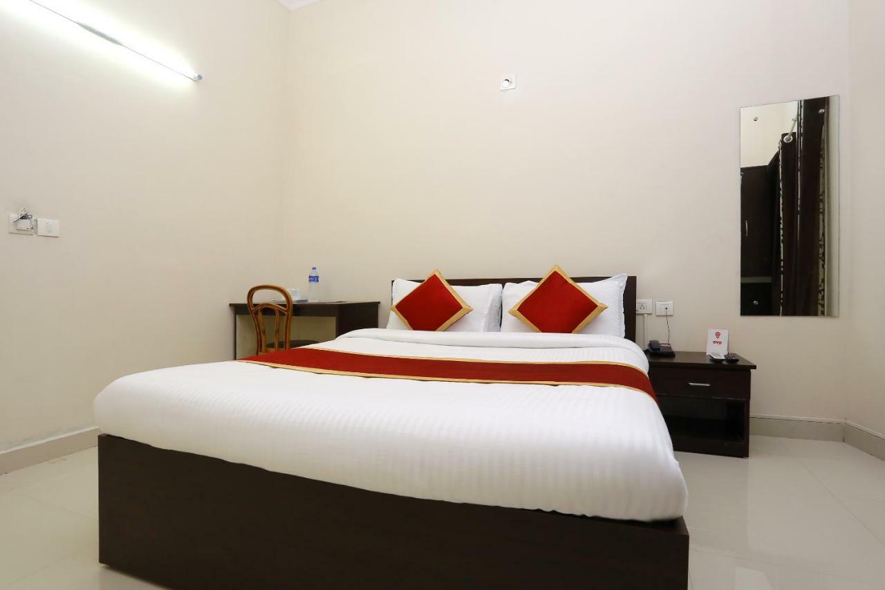 Oyo 9118 Saravana Inn Thiruvananthapuram Bagian luar foto