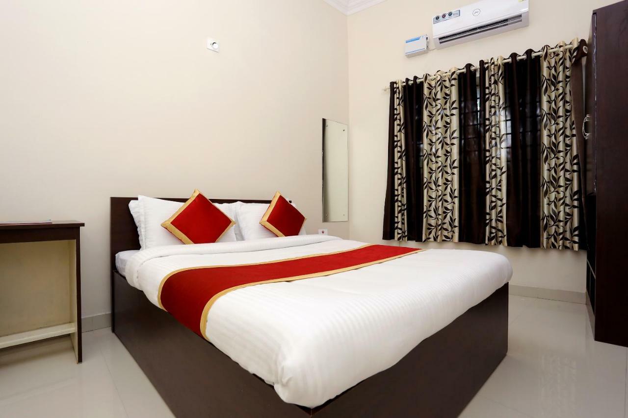 Oyo 9118 Saravana Inn Thiruvananthapuram Bagian luar foto