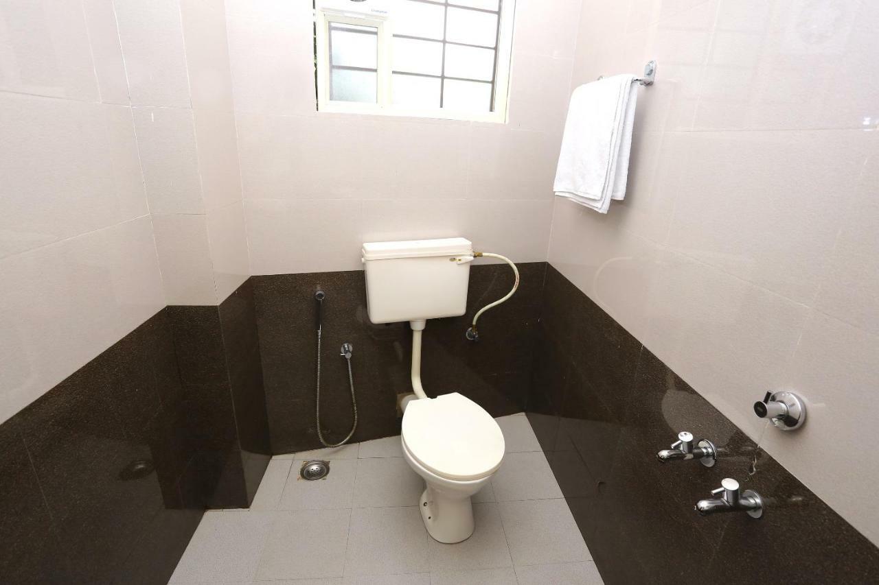 Oyo 9118 Saravana Inn Thiruvananthapuram Bagian luar foto